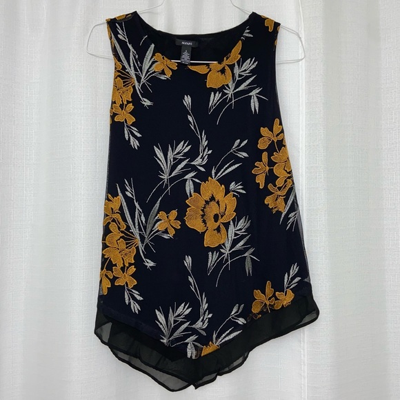 ALFANI Embroidered Top - Picture 2 of 4